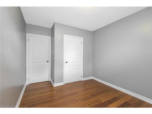 106 Highland Avenue, Port Colborne, ON - Indoor Photo Showing Other Room