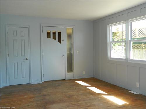 222 Courtwright Street, Fort Erie, ON - Indoor Photo Showing Other Room