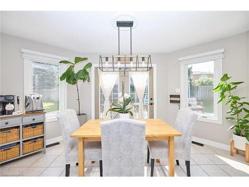 23 Barbican Trail, St. Catharines, ON - Indoor Photo Showing Dining Room