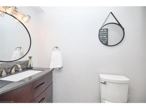 23 Barbican Trail, St. Catharines, ON - Indoor Photo Showing Bathroom