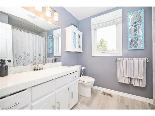 23 Barbican Trail, St. Catharines, ON - Indoor Photo Showing Bathroom