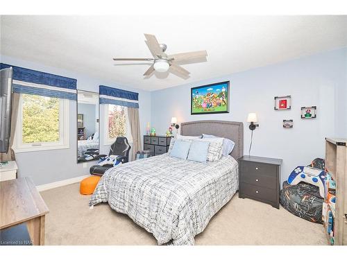 23 Barbican Trail, St. Catharines, ON - Indoor Photo Showing Bedroom