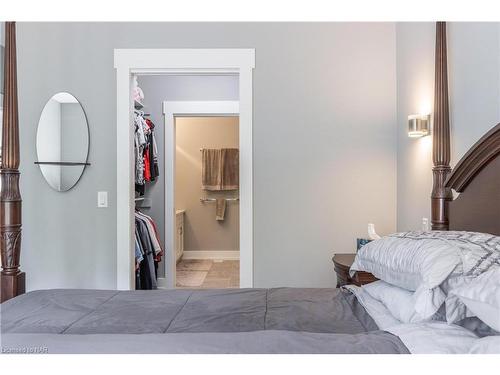 6-3573 Dominion Road, Ridgeway, ON - Indoor Photo Showing Bedroom