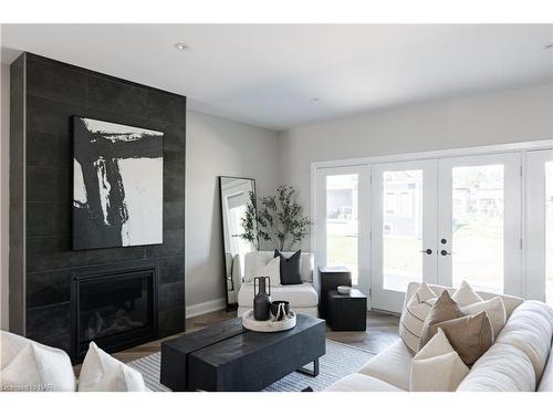 3589 Whispering Woods Trail, Ridgeway, ON - Indoor Photo Showing Living Room With Fireplace