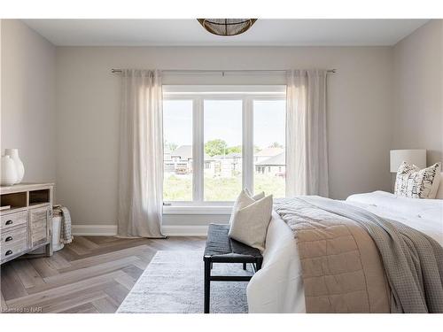 3589 Whispering Woods Trail, Ridgeway, ON - Indoor Photo Showing Bedroom