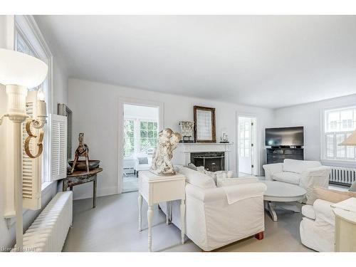 2 Pinehill Road, St. Catharines, ON - Indoor Photo Showing Living Room With Fireplace