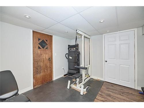 67 Melissa Crescent, Welland, ON - Indoor Photo Showing Gym Room