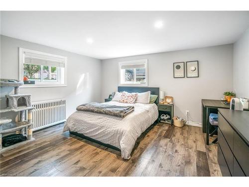 399 Morningstar Avenue, Welland, ON - Indoor Photo Showing Bedroom