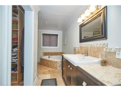 26 Christie Street, St. Catharines, ON - Indoor Photo Showing Bathroom