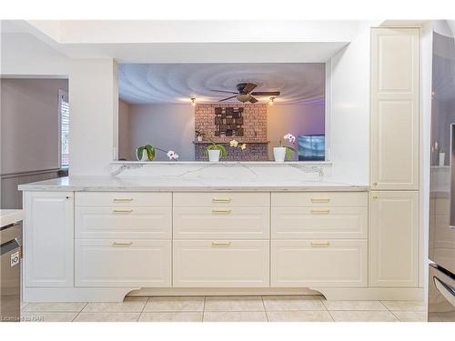 8 Donalda Court, St. Catharines, ON - Indoor Photo Showing Bathroom