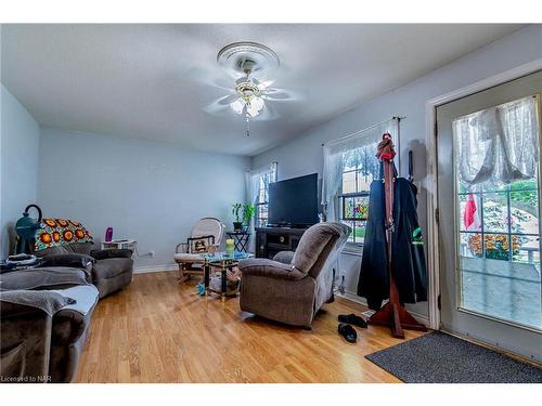 41 Sandown Street, St. Catharines, ON - Indoor