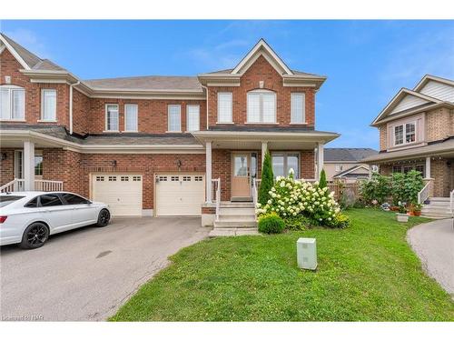 6 Durham Way, Niagara-On-The-Lake, ON - Outdoor With Facade