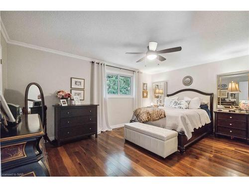 11 Brittany Court, St. Catharines, ON - Indoor Photo Showing Bedroom