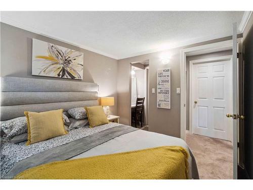 11 Brittany Court, St. Catharines, ON - Indoor Photo Showing Bedroom