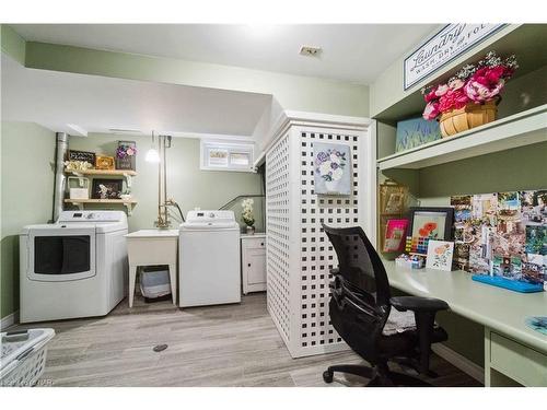 11 Brittany Court, St. Catharines, ON - Indoor Photo Showing Laundry Room