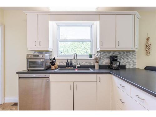 95 Ost Avenue, Port Colborne, ON - Indoor Photo Showing Kitchen With Double Sink