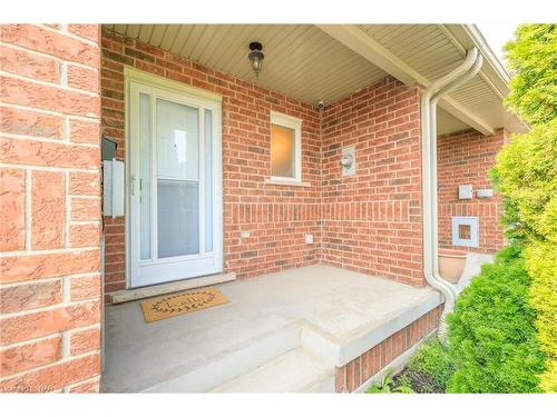 6254 Ash Street, Niagara Falls, ON - Outdoor With Exterior