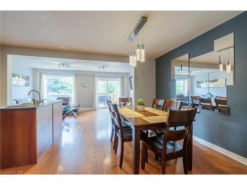 6254 Ash Street, Niagara Falls, ON - Indoor Photo Showing Dining Room