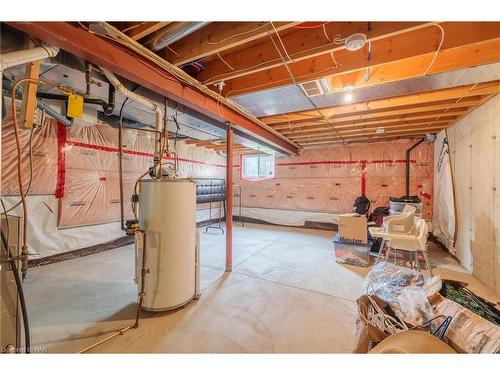 6254 Ash Street, Niagara Falls, ON - Indoor Photo Showing Basement