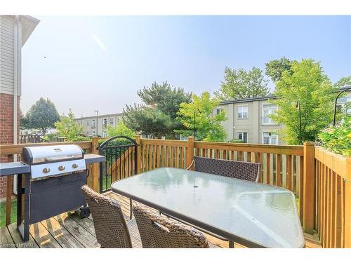 6254 Ash Street, Niagara Falls, ON - Outdoor With Deck Patio Veranda With Exterior