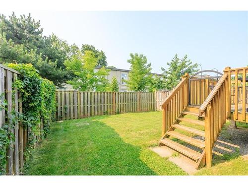 6254 Ash Street, Niagara Falls, ON - Outdoor