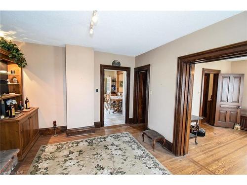 499 Townline Road, Niagara-On-The-Lake, ON - Indoor Photo Showing Other Room