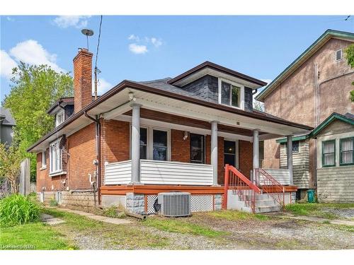 Upper-161 Lake Street, St. Catharines, ON - Outdoor