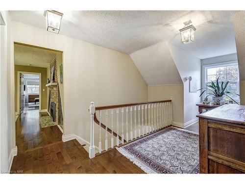 29 Colonel Butler Crescent, Niagara-On-The-Lake, ON - Indoor Photo Showing Other Room