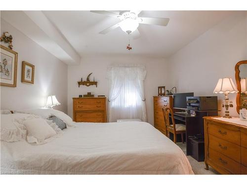 23 Portal Drive, Port Colborne, ON - Indoor Photo Showing Bedroom