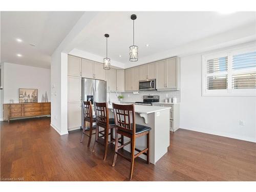 4065 Healing Street, Beamsville, ON - Indoor Photo Showing Other Room