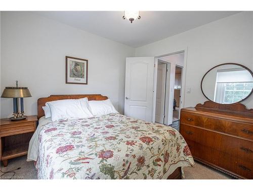 477 Dorchester Street, Niagara-On-The-Lake, ON - Indoor Photo Showing Bedroom