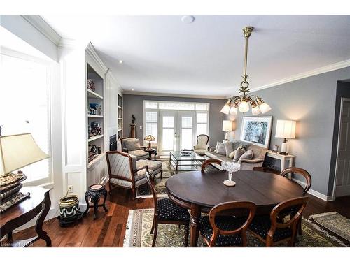 17-121 Glen Morris Drive, St. Catharines, ON - Indoor Photo Showing Dining Room