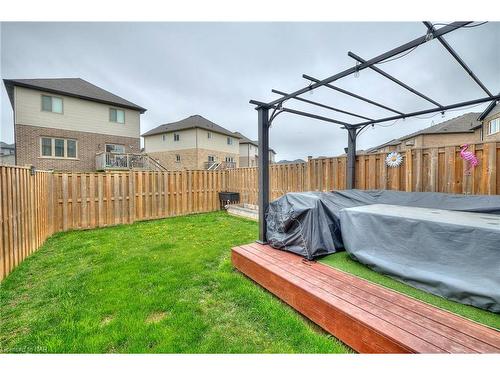 37 Sunset Way, Thorold, ON - Outdoor With Exterior