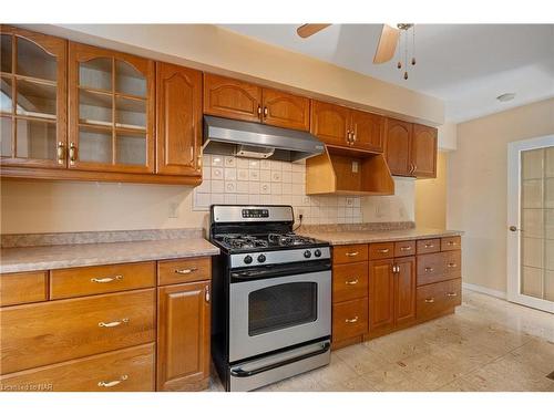 1183 Haist Street, Fonthill, ON - Indoor Photo Showing Kitchen