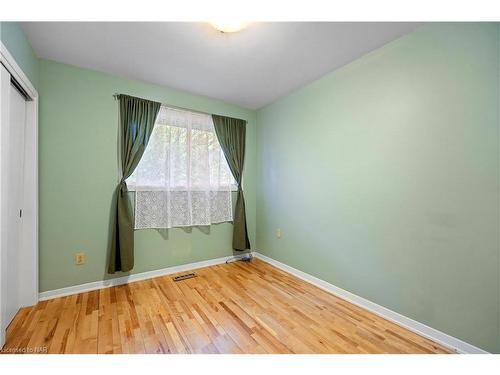 1183 Haist Street, Fonthill, ON - Indoor Photo Showing Other Room