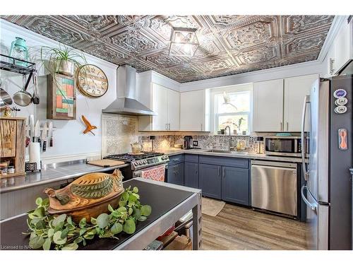 464 Gorham Road, Ridgeway, ON - Indoor Photo Showing Kitchen With Upgraded Kitchen