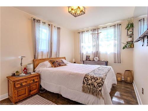 464 Gorham Road, Ridgeway, ON - Indoor Photo Showing Bedroom