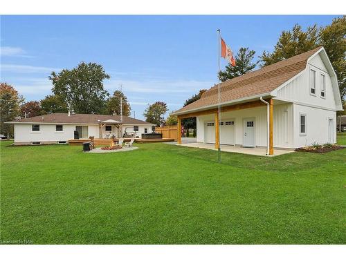 755 Pleasant Beach Road, Sherkston, ON - Outdoor With Deck Patio Veranda