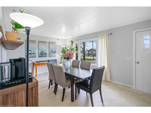 396 Helena Street, Fort Erie, ON - Indoor Photo Showing Dining Room