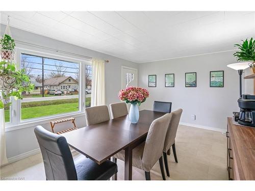 396 Helena Street, Fort Erie, ON - Indoor Photo Showing Dining Room