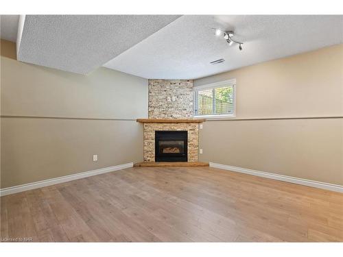 7467 Monastery Drive, Niagara Falls, ON - Indoor With Fireplace