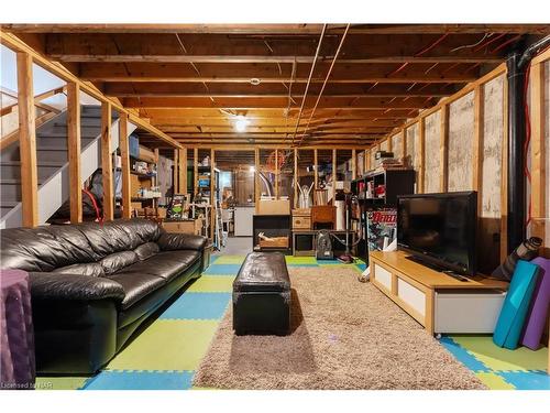 9-63 Empire Street, Welland, ON - Indoor Photo Showing Basement