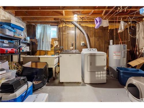 9-63 Empire Street, Welland, ON - Indoor Photo Showing Laundry Room