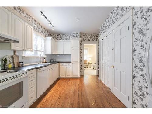 171 Alexandra Street, Port Colborne, ON - Indoor Photo Showing Kitchen