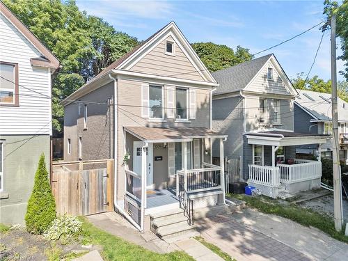 5209 Palmer Avenue, Niagara Falls, ON - Outdoor With Deck Patio Veranda