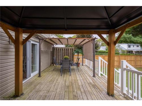 6187 Stamford Green Drive, Niagara Falls, ON - Outdoor With Deck Patio Veranda With Exterior