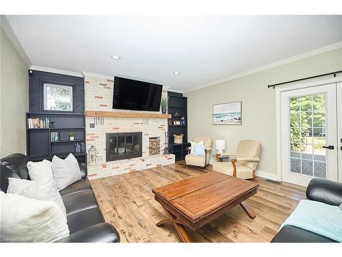 54025 Wellandport Road, Wainfleet, ON - Indoor Photo Showing Living Room With Fireplace