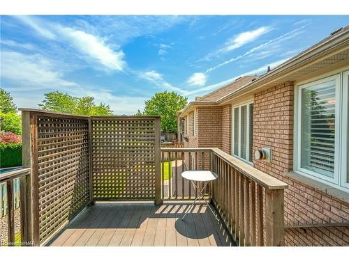 129 Dorchester Drive, Grimsby, ON - Outdoor With Deck Patio Veranda With Exterior