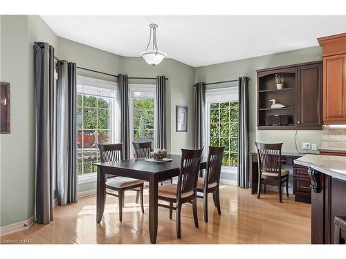 35 Diana Drive, Niagara-On-The-Lake, ON - Indoor Photo Showing Dining Room