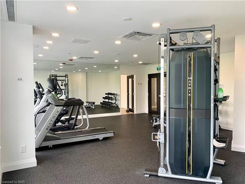 606-7711 Green Vista Gate, Niagara Falls, ON - Indoor Photo Showing Gym Room